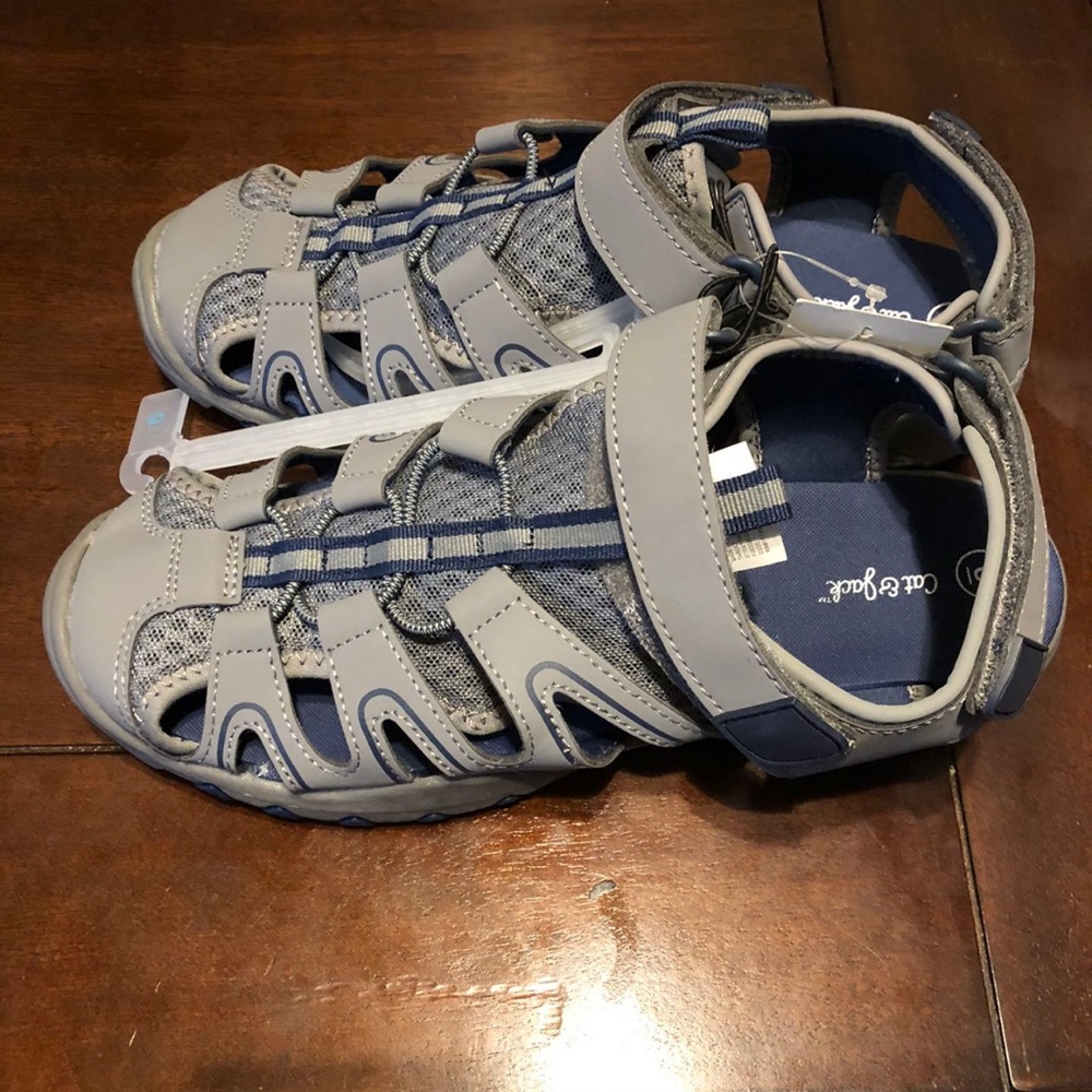 Water shoes - Picture 2 of 2
